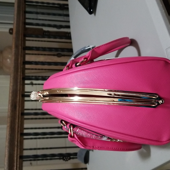 Beautiful Pink/Fuchsia satchel - Picture 3 of 6